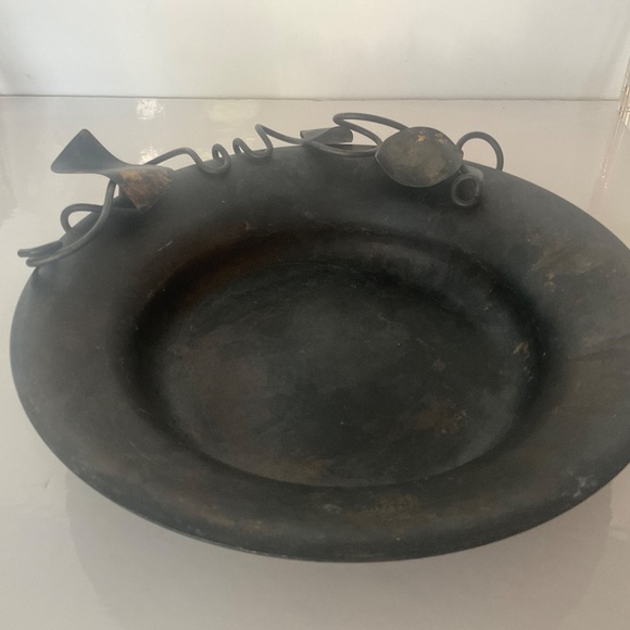 MARTHA STURDY VANCOUVER CANADA DISTRESSED HEAVY METAL BOWL W/ REMOVABLE TRIM - Picture 2 of 7